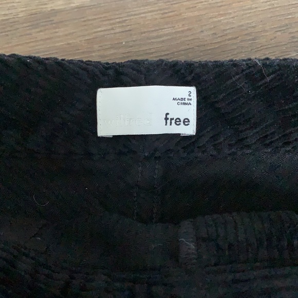 Aritzia NWT black corduroy skirt - Picture 2 of 3